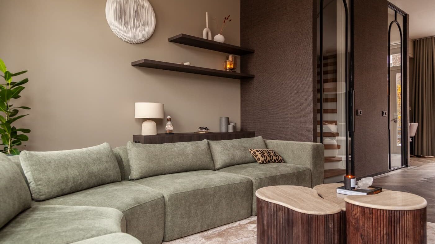 Stalen taatsdeur met boog